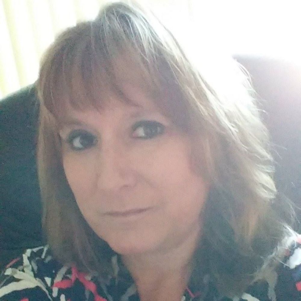 Meet your Posher, Tina